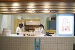 東京駅の新しいドーナツ専門店が気になる。カリッふわっな生地×個性的な味は、旅行やお花見のおともにぴったり