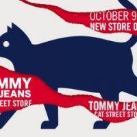 『トミー ジーンズ』が初の路面店をキャットストリートにオープン！ 限定アイテムやカスタマイズも☆