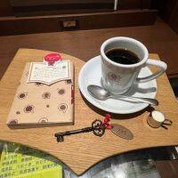 【池袋】カフェ・本好き必見！！タイトル秘密の本と珈琲の魅惑のセット？！