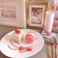カフェ巡りもピンクでかわいいカフェに行きたいんです♡　くまさんにあえる【横浜カフェ】知ってる？