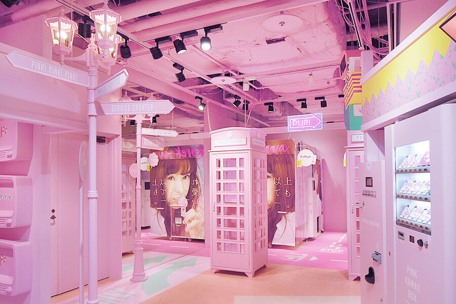 足を踏み入れるなり、一面のピンクの店内♡（C）大石蘭/SUITE IMAGE