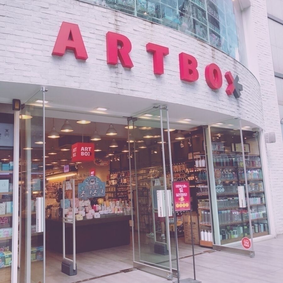 韓国女子のバッグの中身がおしゃれな秘訣♡　人気雑貨店「ARTBOX」をチェックの2枚目の画像