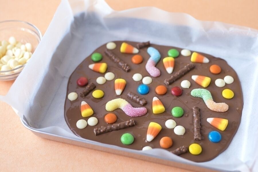 ハロウィンパーティにも◎　こわかわいいチョコレートバークの作り方♡の16枚目の画像