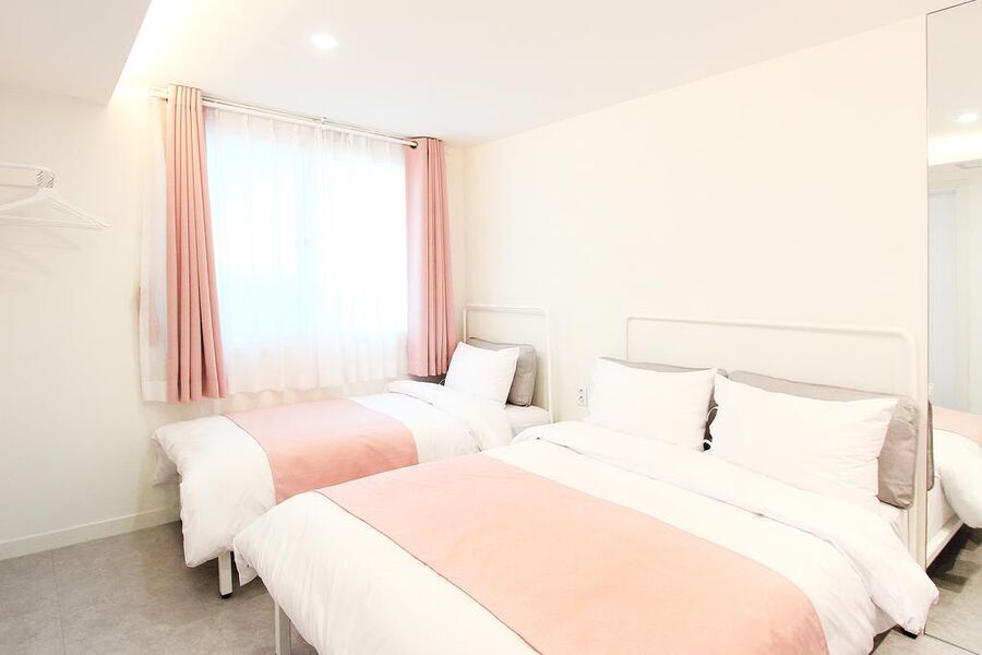 泊まる場所もかわいく♡　韓国ホンデのゲストハウスがピンクでキュート！の13枚目の画像