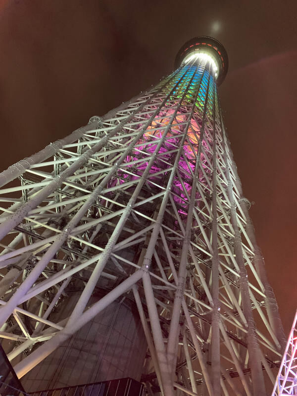 期間限定で東京スカイツリーが7色に♡　ジェネレーションズが夢のコラボ♡の3枚目の画像