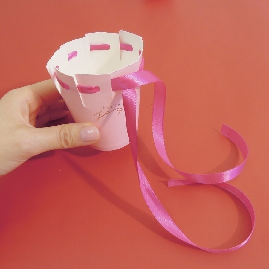 【簡単】かわいいバレンタインラッピング♡　紙コップラッピング＆ミニ紙袋をDIYの9枚目の画像