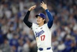 何してんの…!? 大谷翔平、目を疑う“まさかの行動”「すげえw」死闘直後に見せた“予想外のリアクション”が話題に「人間性もMVP」