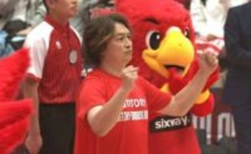 香取慎吾が「小さく見える」衝撃光景にファン騒然 「貴重すぎてラブ」「レアでした」