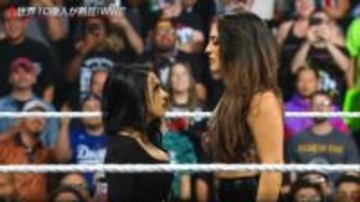 女王レスラー、大胆“私服姿”に「服かわいすぎる」「セクシーな服」ファン騒然 急遽リングインで