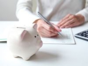 61歳女性。ネットの記事を読みまして「特別支給の老齢厚生年金」という制度を知りました。私も対象になる?