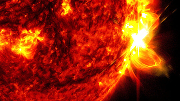 第25周期で最大のX8.7太陽フレアが発生