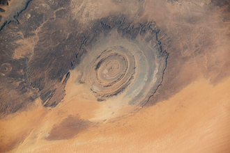 国際宇宙ステーションから見た「サハラの目」（2024年4月撮影）