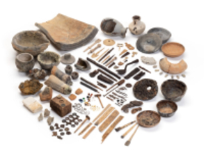 飛鳥資料館開館50周年・「奈良県飛鳥池遺跡出土品」重要文化財指定記念 令和7年度秋期特別展「古代技術の精華-飛鳥池工房-」開催のお知らせ