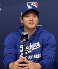 大谷翔平、都内小学校に「おむすび」差し入れ!ファミマ社会貢献活動で