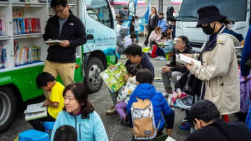 台湾の少子化対策、保守的な伝統が妨げに