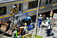 【速報】踏切でトラクターと列車衝突　ＪＲ成田線で運休や遅れ　香取