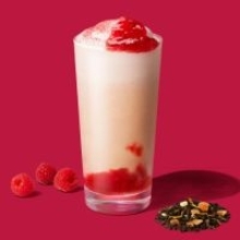 ティー特化「スタバ」に冬の新作が登場! 香り豊かな“ジョイフルメドレー×ラズベリー”を堪能