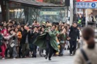 織田裕二 13年ぶり青島演じる!「踊る大捜査線」最新作クランクイン 400人に追われるド迫力シーンも