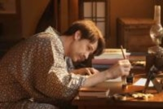 「ヘブンさん日本語上手!」「素はイケメンでお若い!」ばけばけ夫役俳優が登場→SNS沸く「日本語ペラペラ」近藤春菜も驚き