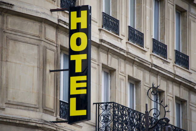 ラブホとしての利用も !?　「休憩」サービスが広がるパリのホテル
