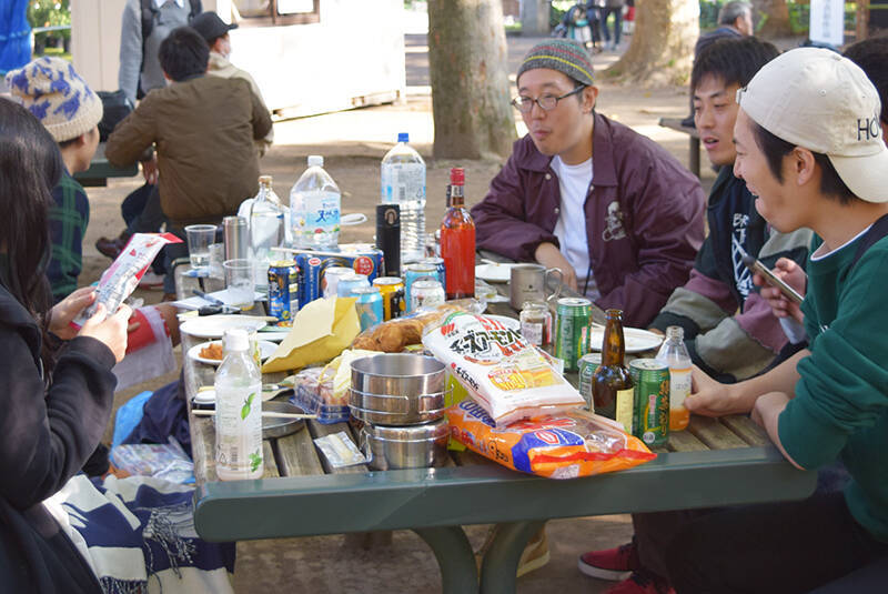 アンテナショップで日本各地のおつまみを集めてピクニックしてみる