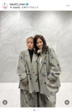 高橋みなみ&大島優子、お揃いコーデで仲良しショット披露