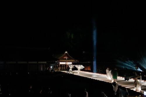 京都・上賀茂神社で神の降臨を目撃した。奉納劇「降臨」