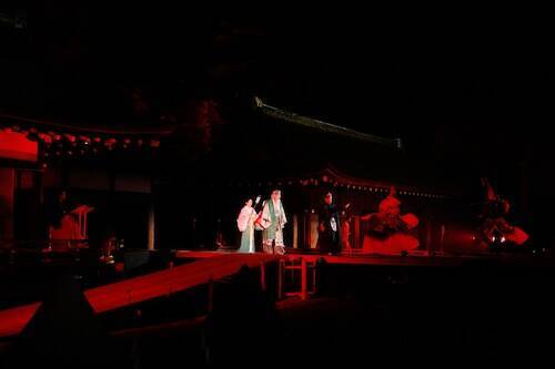 京都・上賀茂神社で神の降臨を目撃した。奉納劇「降臨」