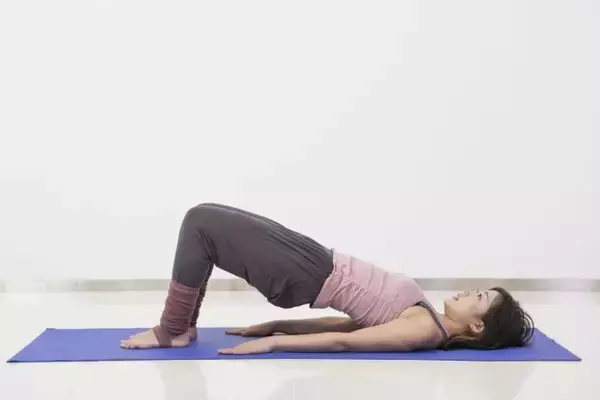 ただ細いだけじゃ物足りない!“骨盤まわり”から整える理想の【くびれボディ】の作り方