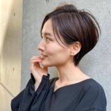 おしゃれな大人顔を演出。若見えする【最旬きれいめショートヘア】を作る2つのキーワード