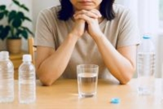 飲みすぎは逆効果に?むくみ・代謝低下を防ぐ【正しい“水ダイエット”のコツ】とは