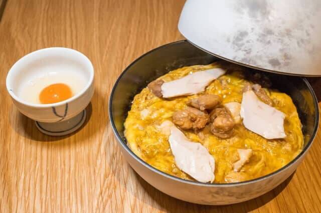 親子丼発祥のお店。東京・人形町の名店「玉ひで」がリニューアル。こだわりの味が復活