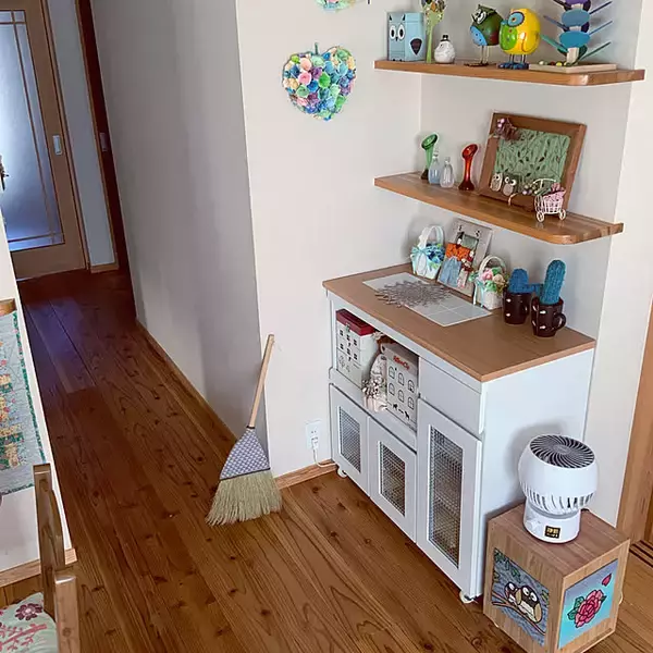 「掃除がグッと楽になる!床のホコリがたまらないようにする工夫10選」の画像