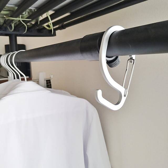 一度使ったら手放せない快適さ♡種類豊富なダイソーのフックで、浮かせる収納のお悩みをすっきり解決