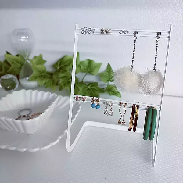 絡まない&使いやすいアイデアが続々!参考にしたいアクセサリー収納の実例集