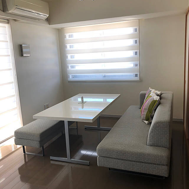 省スペースでも快適!暮らしが広がるソファダイニングの実例6選