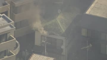 東京・目黒区でアパート火災　30平方メートル焼ける