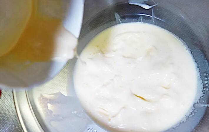 『スーパーカップ』と白玉粉を混ぜてゆでると…できた和菓子に家族「これはおいしい」