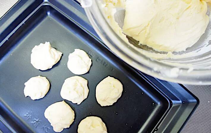 『スーパーカップ』と白玉粉を混ぜてゆでると…できた和菓子に家族「これはおいしい」