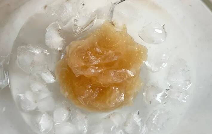 使うのは水じゃない? まさかの飲み物で作ったわらび餅に「香ばしくておいしい!」