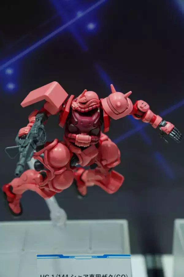 「「機動戦士ガンダム ジークアクス」新作ガンプラ「HGハンブラビ」発表!「BANDAI SPIRITS」ブースでジオン脅威のMS群が一挙展示【イベントレポート】」の画像