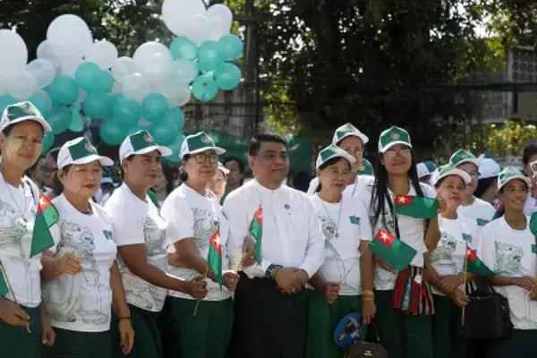 ミャンマーで選挙戦始まる
