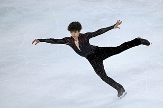 佐藤が連覇 中国杯フィギュア