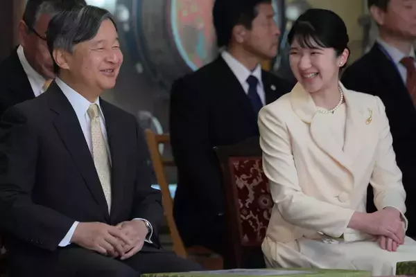 《ラオスのレクチャーも》愛子さま 天皇陛下とのお出かけ急増中!休日も受けられる“女帝教育”