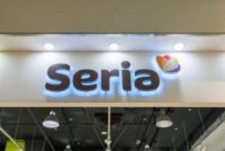 旅行用スキンケアの詰替、最強は「セリアのパウチ」と言えるワケ。荷物も気分も軽くて最高!