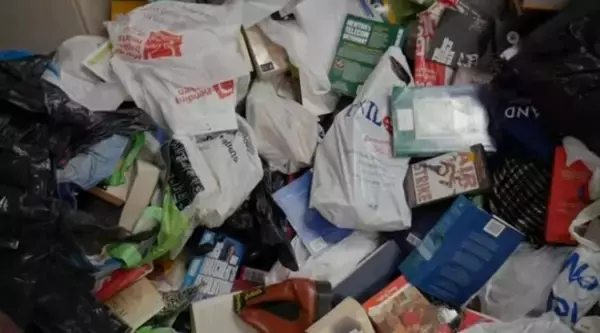 ただのゴミ屋敷ではなかった!亡くなった男性が20年間収集し続けた物品の価値は5億4千万円以上(イギリス)