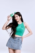 IZ*ONE出身クォン・ウンビ、韓国コカ・コーラ社「スプライト」のモデルに抜擢！