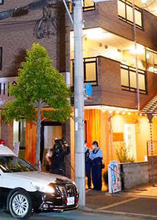 マンションに19歳女性遺体　大阪、殺人容疑で知人の男逮捕