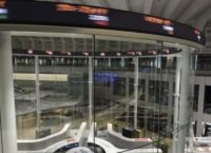 東証、2日連続で史上最高値 終値5万1325円