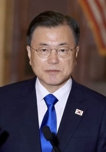 日本政府の態度「反文明的」　徴用工巡り、韓国前大統領